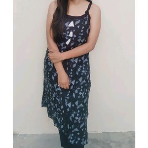 Black Kurti