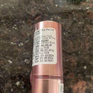 Makeup revolution lipstick