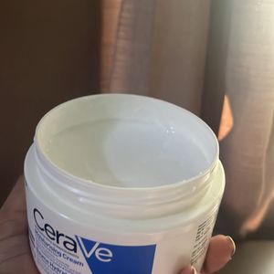 Cera Ve Moisturing Cream