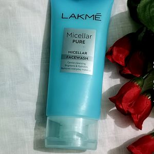 Lakme Lipstick & Facewash Combo Only 249//