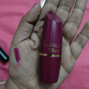 Huda beauty Lipstick With Pocket Mirror