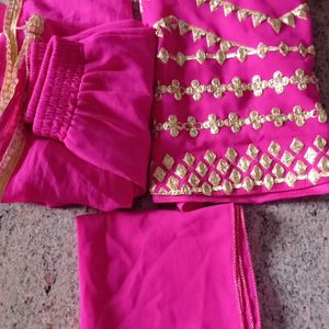 Magenta Colour Sharara Suit 4to6 age