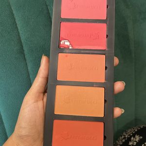 Premium Ferrarucci Blusher Pallete