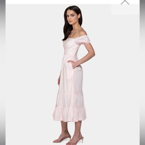 Forever New - Angie Cotton BardotNWTMidi Dress