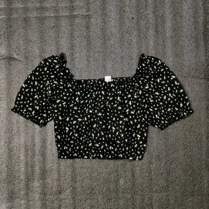 H&M Cropped Puff Sleeve