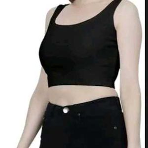 BLACK AND WHITE CROP TOP COMBOS