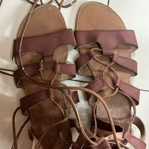 Tie Up Bohemian Gladiator Flats