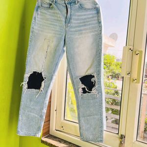 American Eagle Distressed Knee Mom Jeans