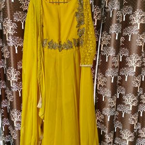 Haldi Outfit