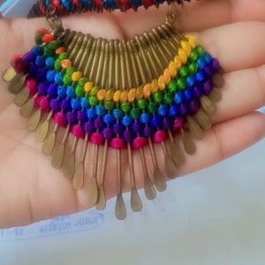 Multicolour Neckpiece