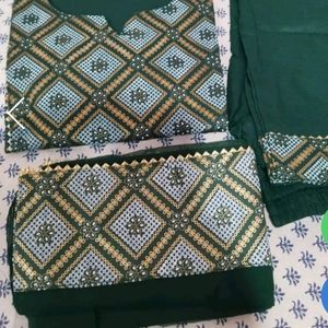 Green Trendy Set