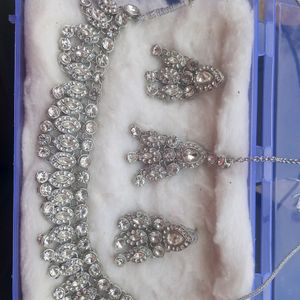 Diamond Jewellery Set