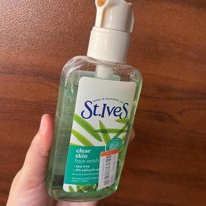 St. Ives Clear Face Wash with Tea Tree & 2% Salicy