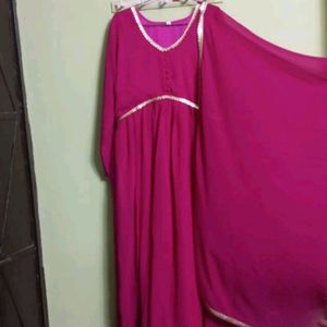 New/Unused Beautiful Aaliya Cut Gown With Dupatta