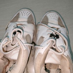 Women White Shoes