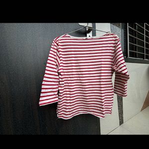 Uniqlo Womens Tshirt