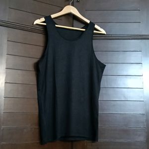 Uniqlo Airism Women Black Comfortable Tank Top