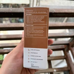 DERMATOUCH Niacinamide SPF 90+ BB Cream