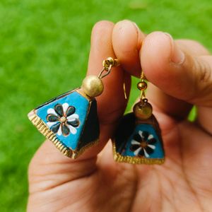 Earrings @ 150 Coins