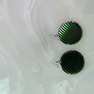 Circular Green Shiny Earings