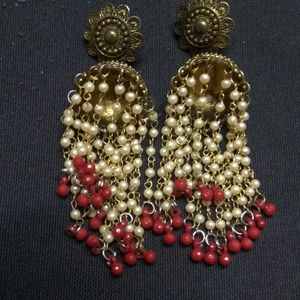 Latkan Jhumkas