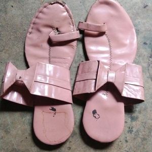 Women's Flat Footwear