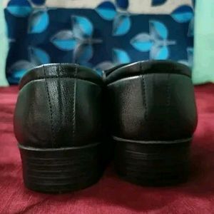 Unused Formal Shoes