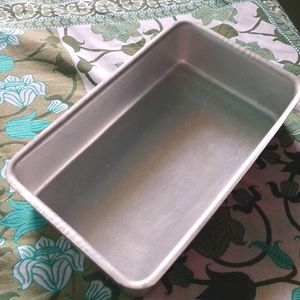 Aluminium Rectangular Cake Mould .