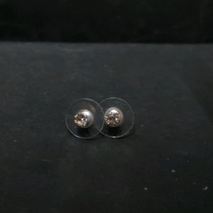 Mini Diamond Stud Earring (Unused)