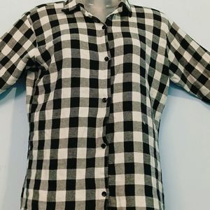 Check Shirt Men & Women Both Can Wear