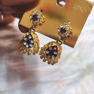 Fashion Earrings Jumka Gold Plated With Red Stones