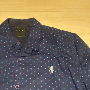 Sisley branded slim fit shirt