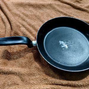 Non Sticky Fry Pan