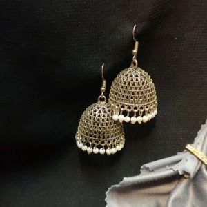 Women's Earring