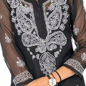 Lucknowi chikankari Kurti With Inner