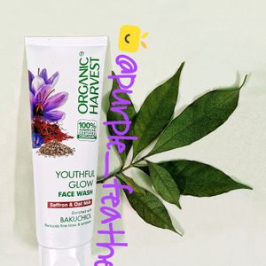 Organic Harvest Youthful Glow Face Wash