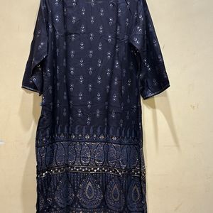 Avaasa Floral Print Straight Kurta Size L