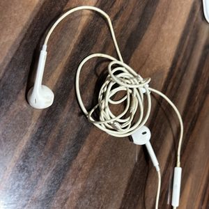 Apple Earphones