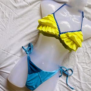 Cute Frill Bikini Set