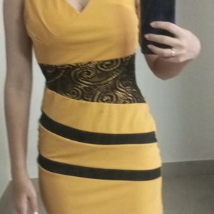 Yellow bodycon dress