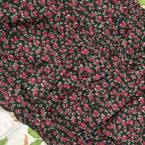 Berrylush Black Flowers Skirt