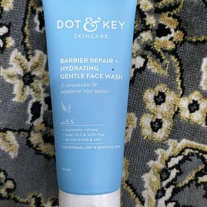 Barrier Repair Gentle Face Wash