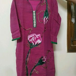 Floral Embroidery Kurta