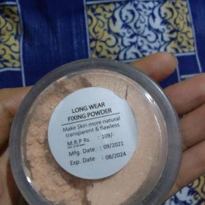Makeup Product Fixing Powder