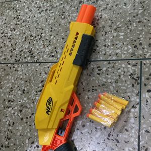 NERF GUN BRAND NEW