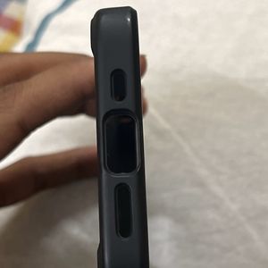 Spigen Ultra Hybrid Matte Back Cover for iPhone 13