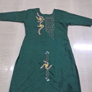 Green Kurti