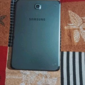 Samsung Galaxy Tab A SM-T355YZAAINS टैबलेट (8 इंच,