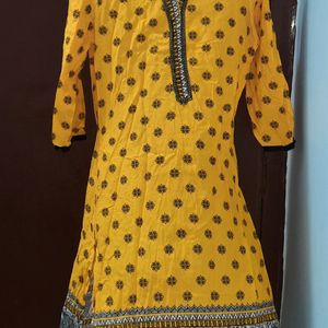 max Women Yellow Kurti Size S