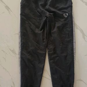 NIKE VINTAGE BLACK TRACKPANT LOWER